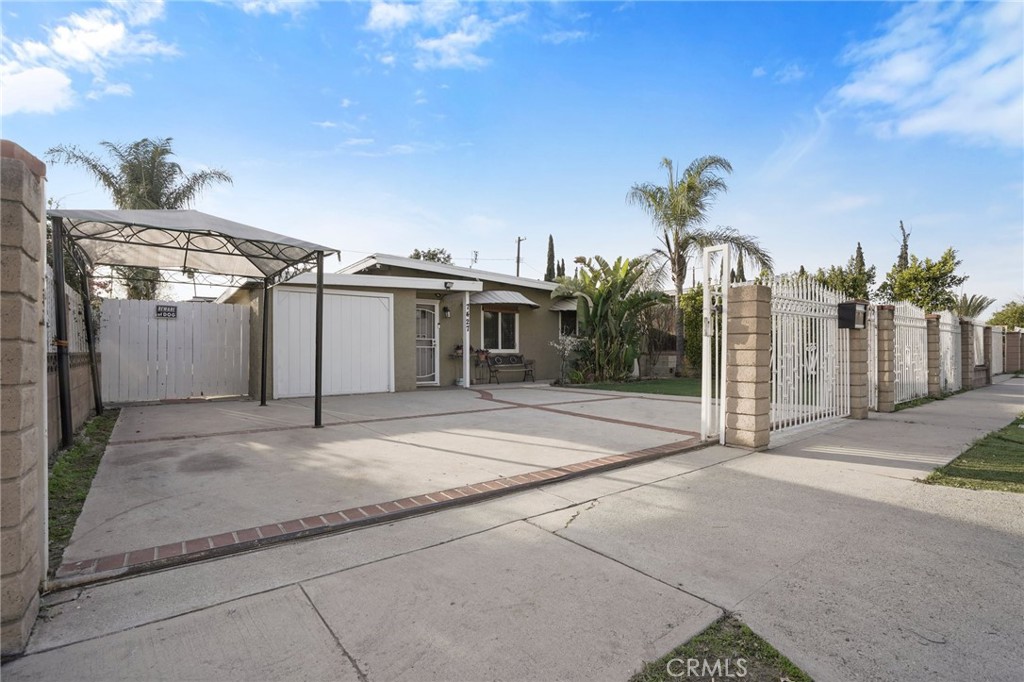 7427 Craner Avenue Property Photo