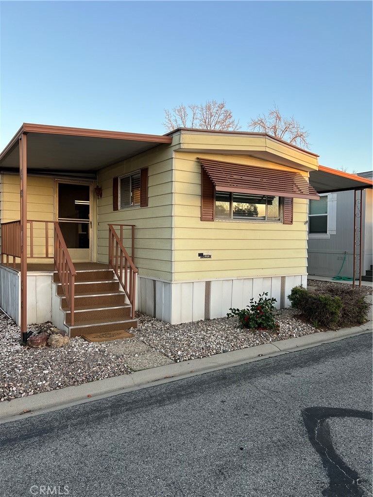 1150 Ventura Boulevard 12 Property Photo