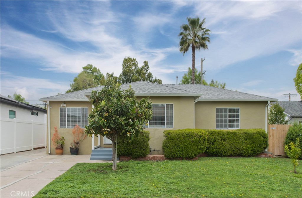 17509 Martha Street Property Photo