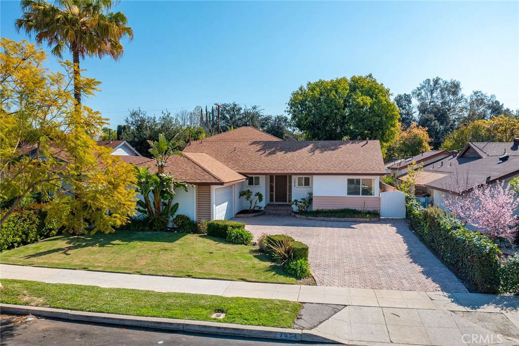 7934 Vassar Avenue Property Photo