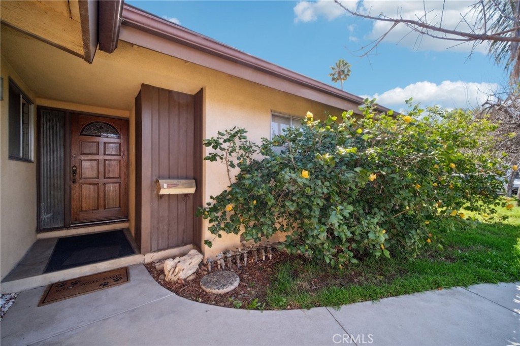 16059 Sunburst Street Property Photo
