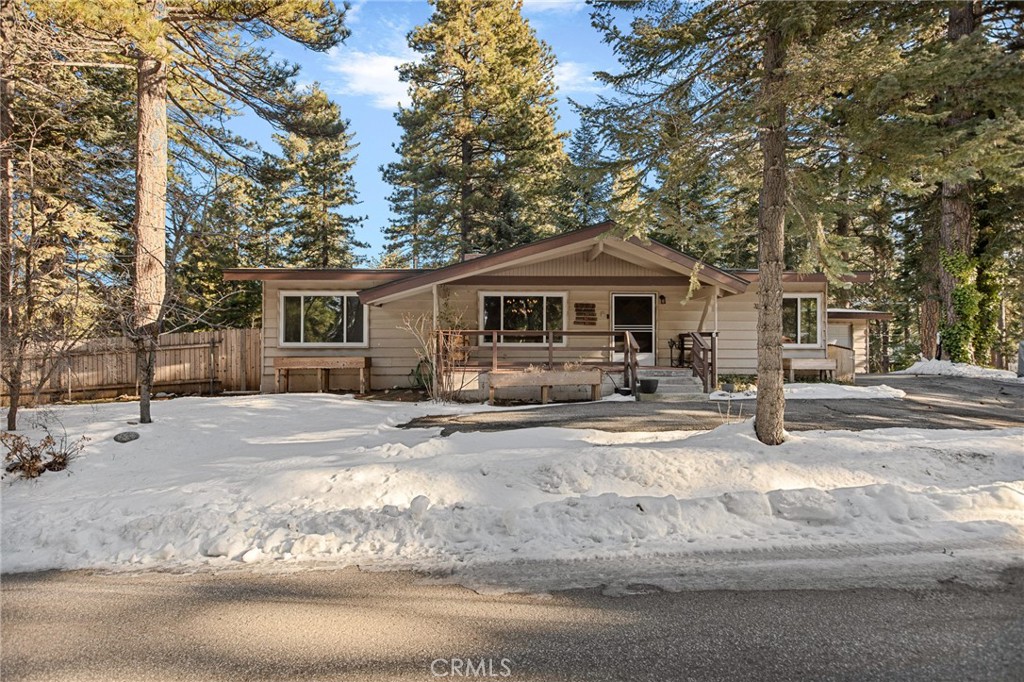31466 Frontier Drive Property Photo 4