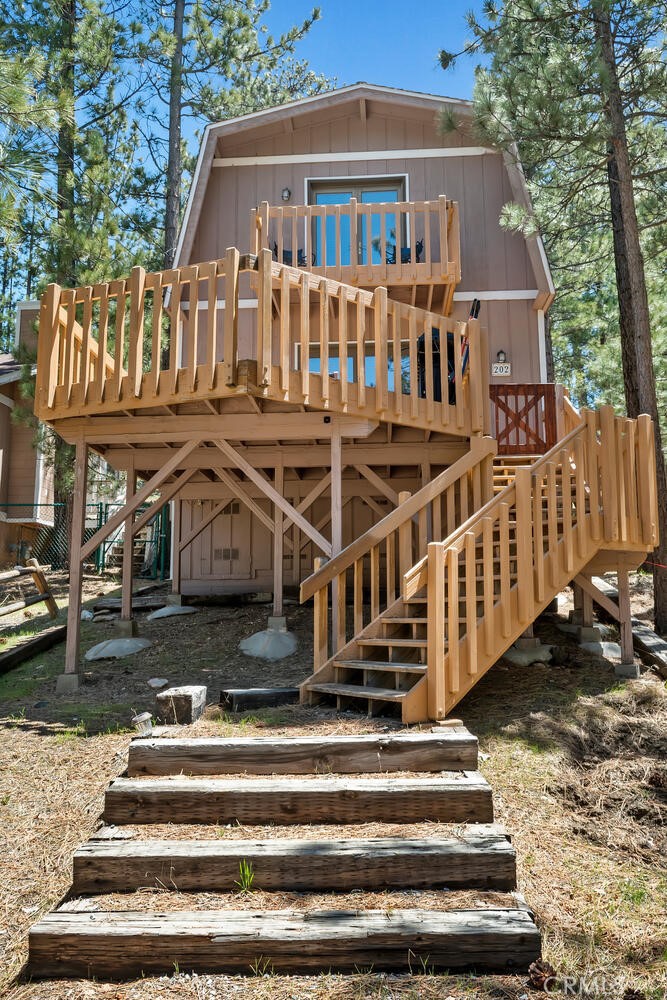 202 Pineview Drive Property Photo