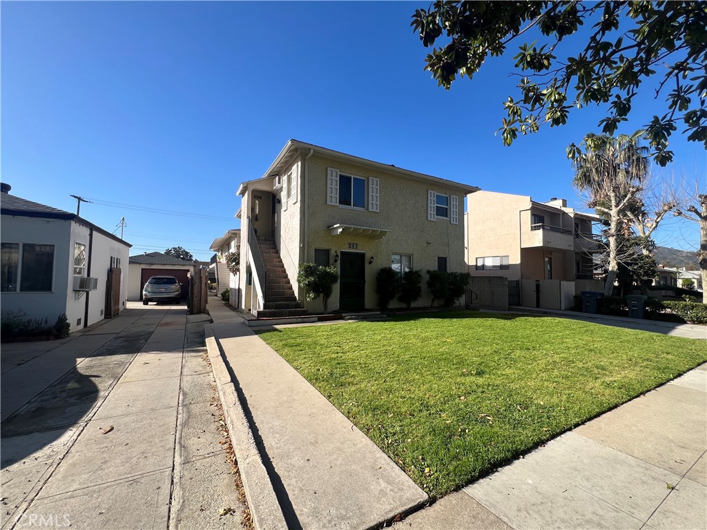 604 Hawthorne Street Property Photo