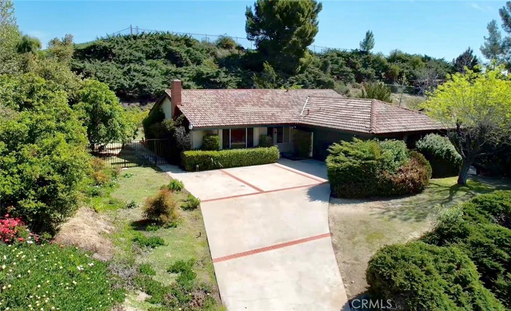 12700 Woodley Avenue Property Photo