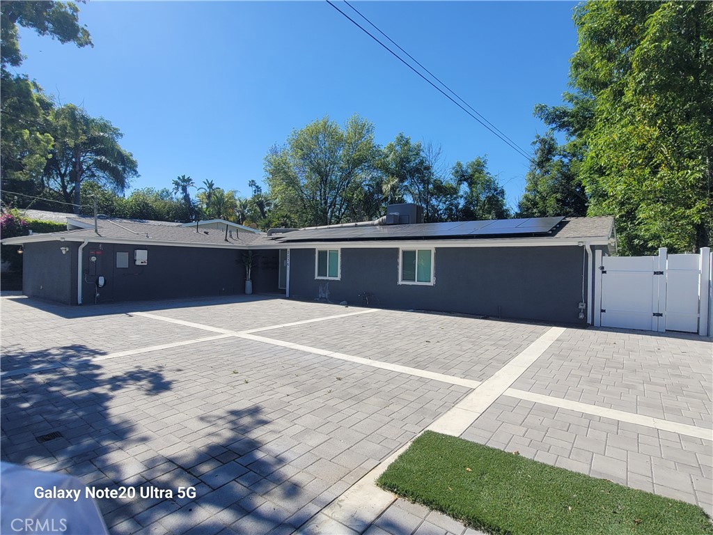 20361 Clark Street Property Photo