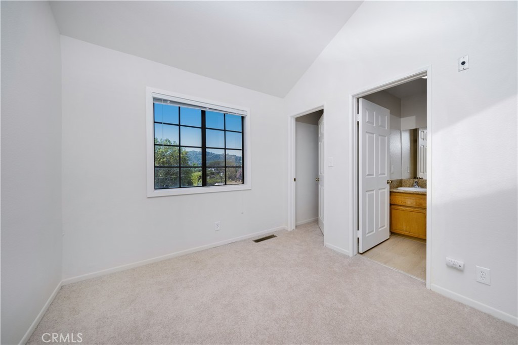 4651 Cahuenga Boulevard Property Photo 10