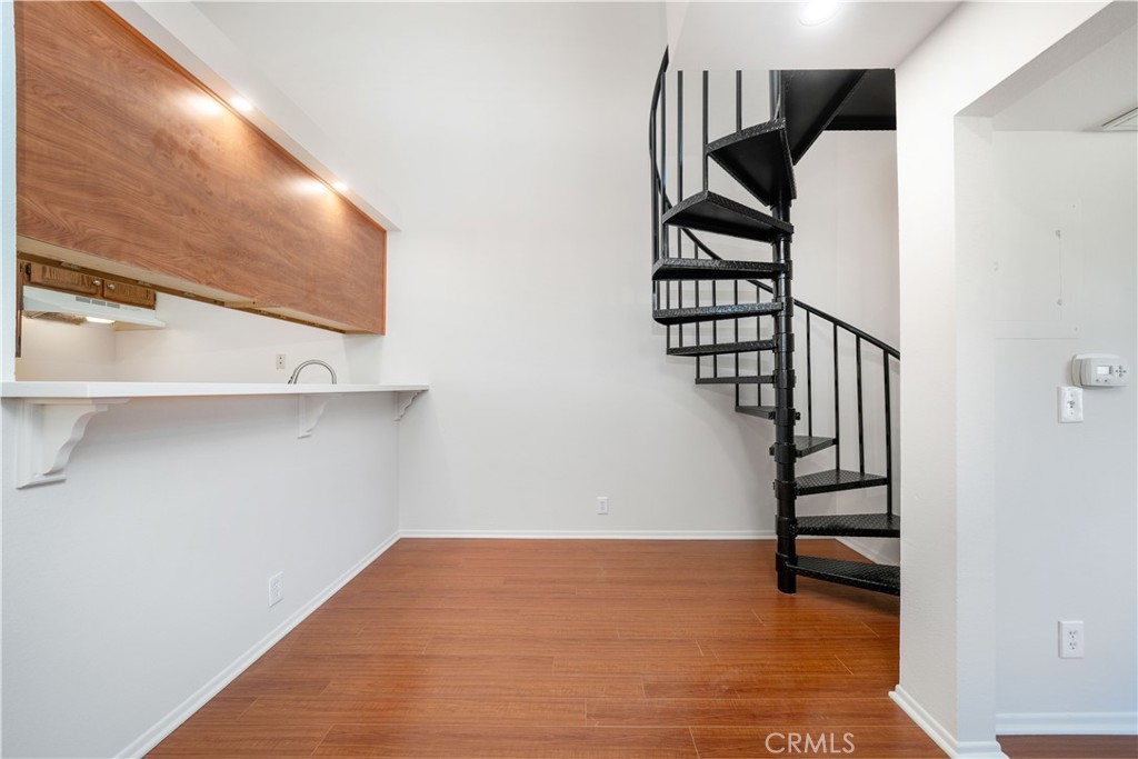 4651 Cahuenga Boulevard Property Photo 16