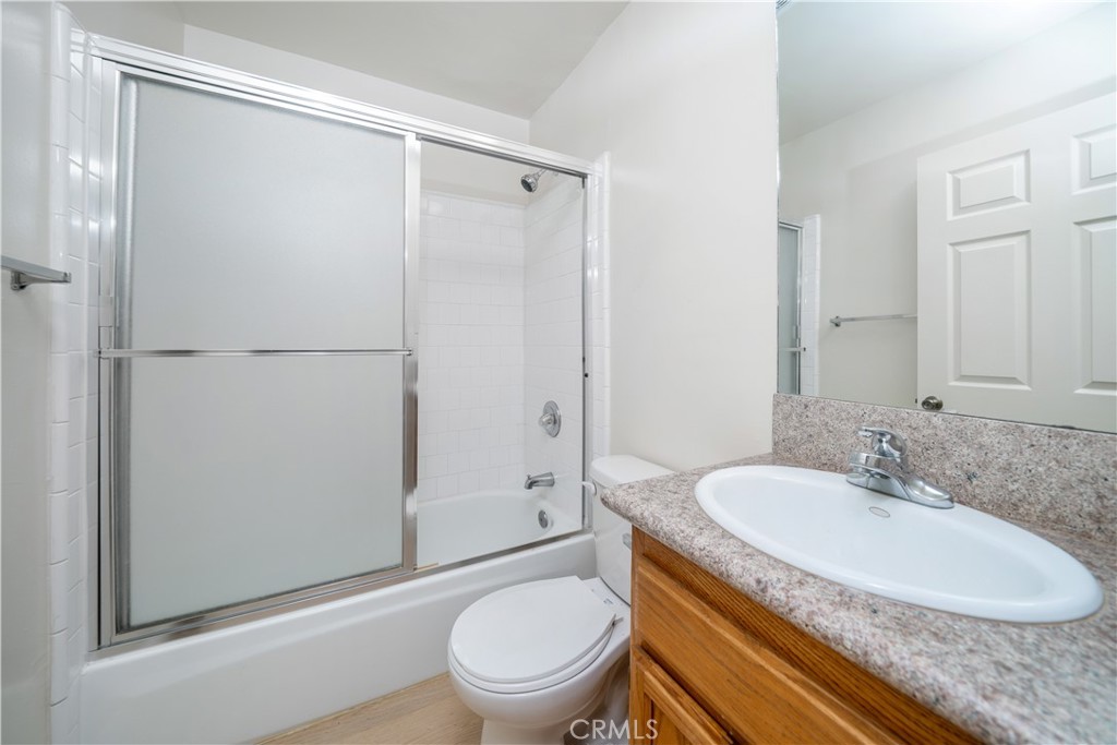 4651 Cahuenga Boulevard Property Photo 31