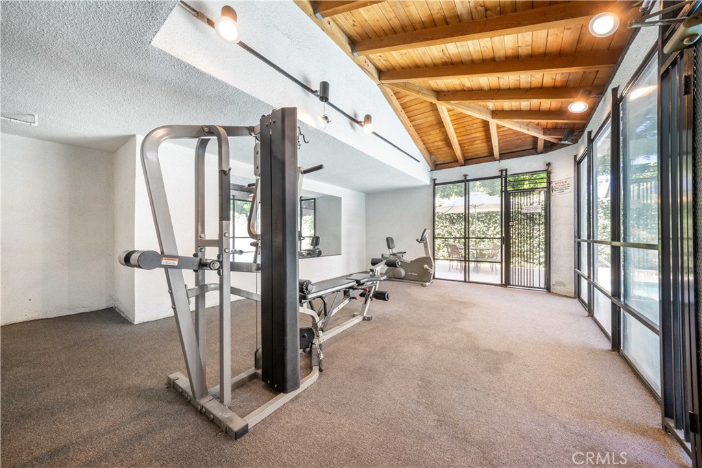 4651 Cahuenga Boulevard Property Photo 39