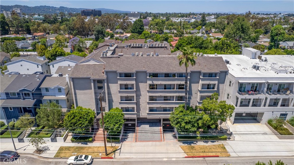4651 Cahuenga Boulevard Property Photo 49