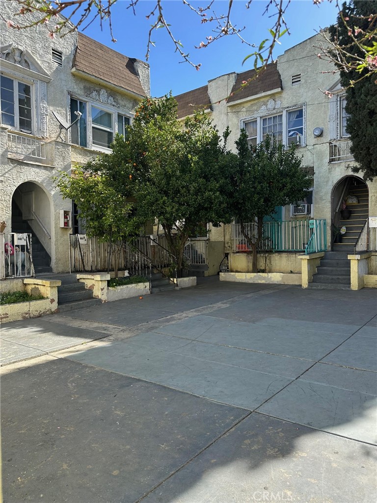 116 S Mathews Street Property Photo 21