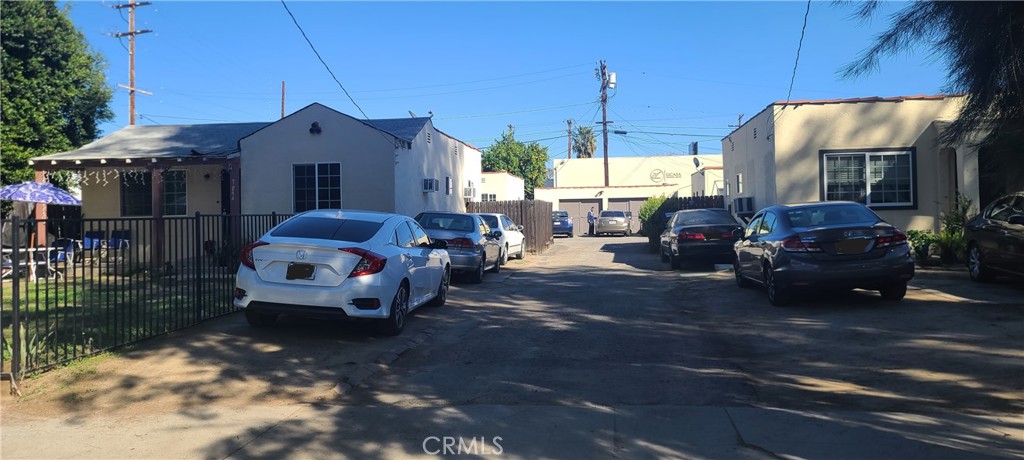 7040 Baird Avenue Property Photo