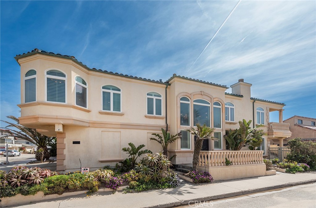Oxnard Union Real Estate Listings Main Image