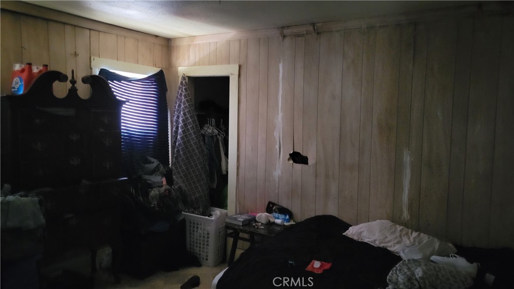 922 N Mayo Avenue Property Photo 7