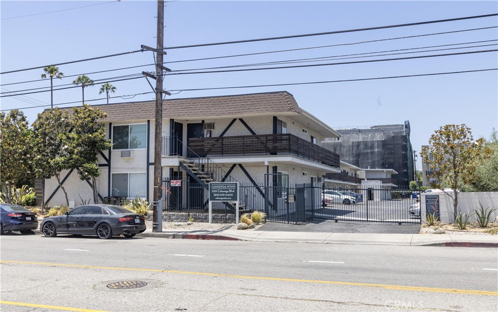 5331 Cahuenga Boulevard Property Photo