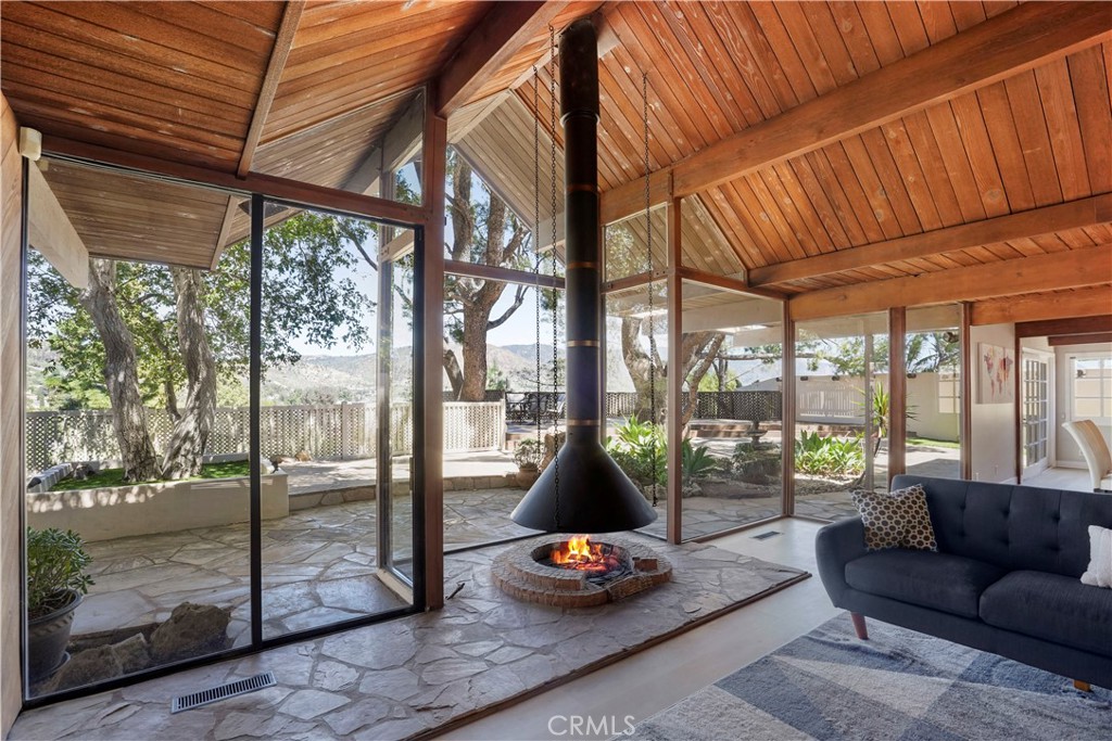 17043 Nanette Street Property Photo