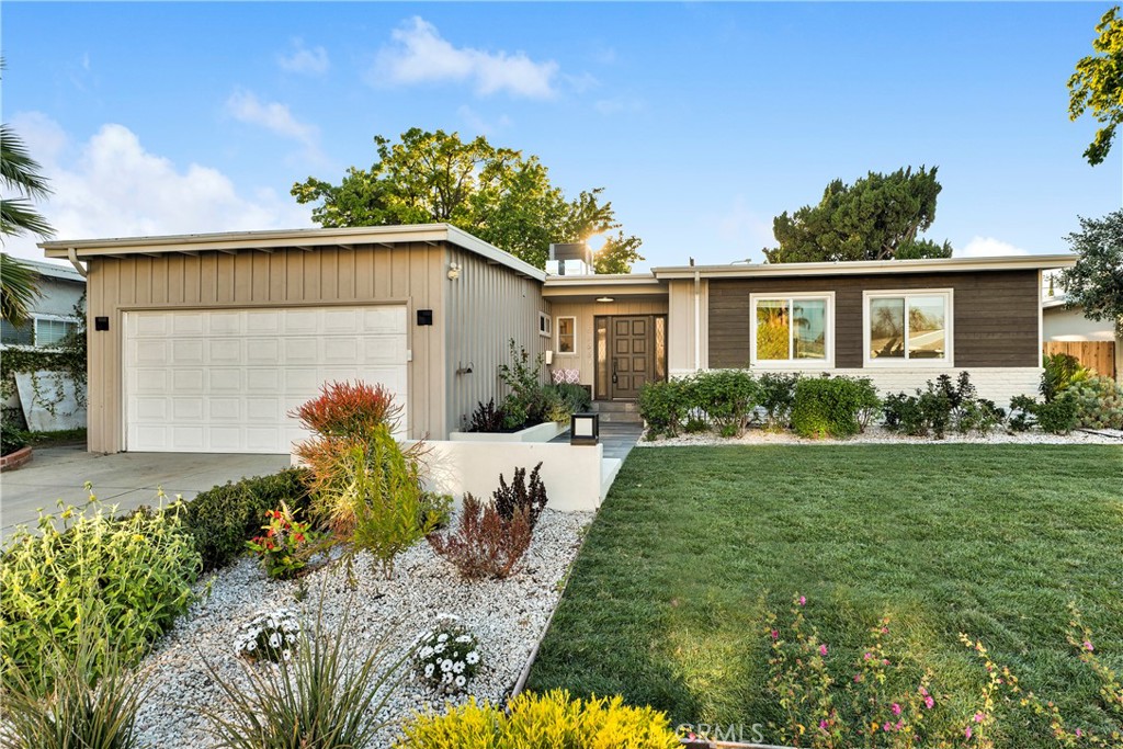 5865 Babbitt Avenue Property Photo