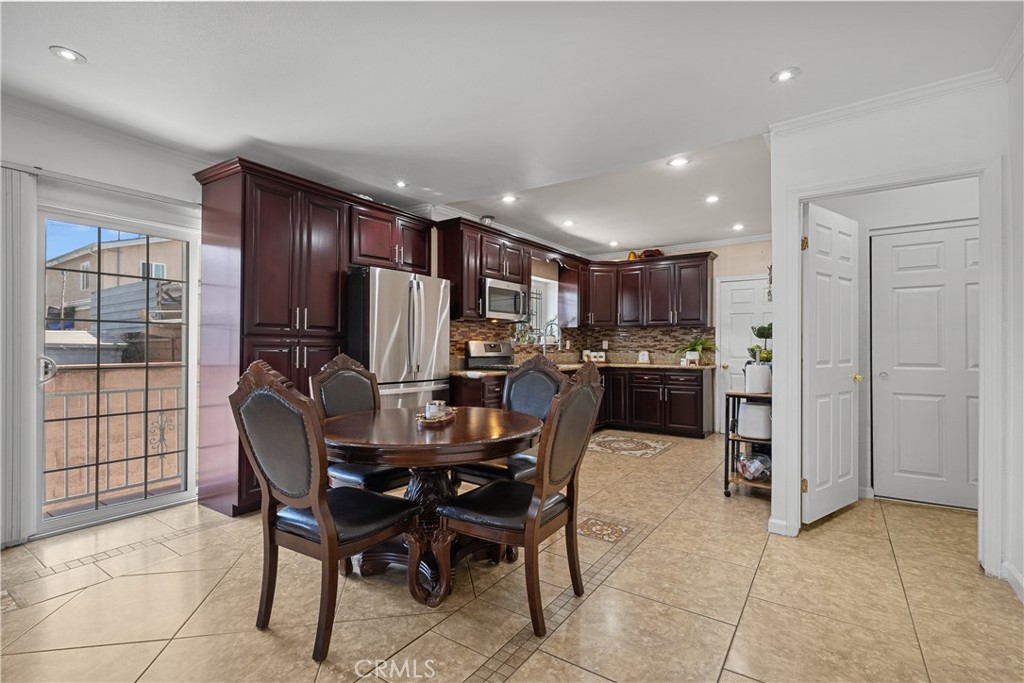 178 E 49th Street Property Photo 13