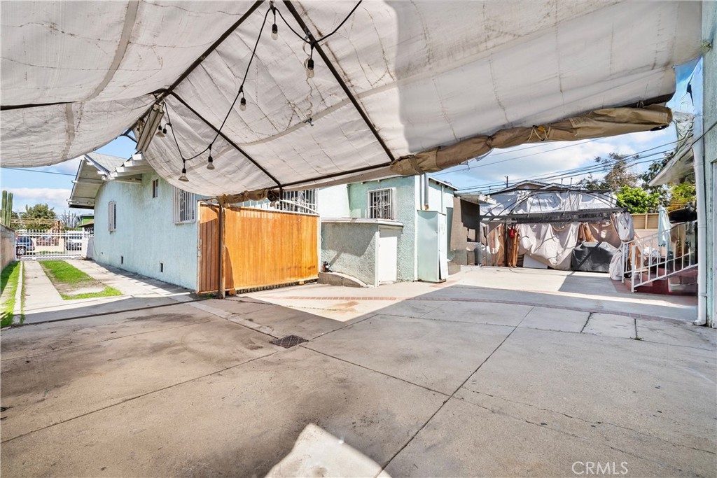 178 E 49th Street Property Photo 23