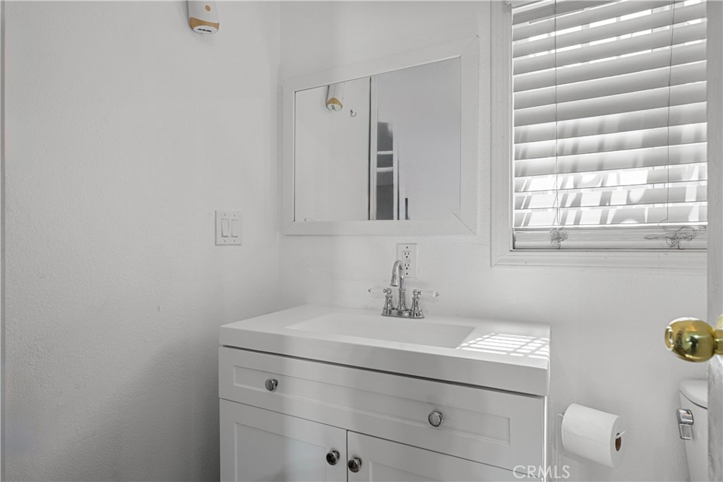178 E 49th Street Property Photo 30