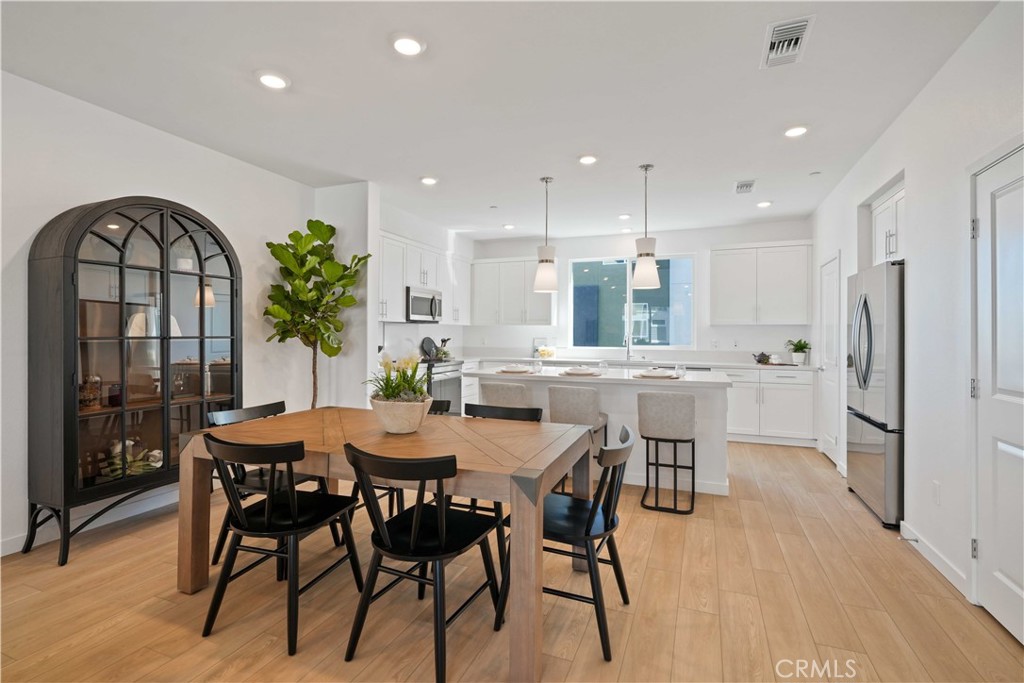 27319 Bear Creek Lane Property Photo 4