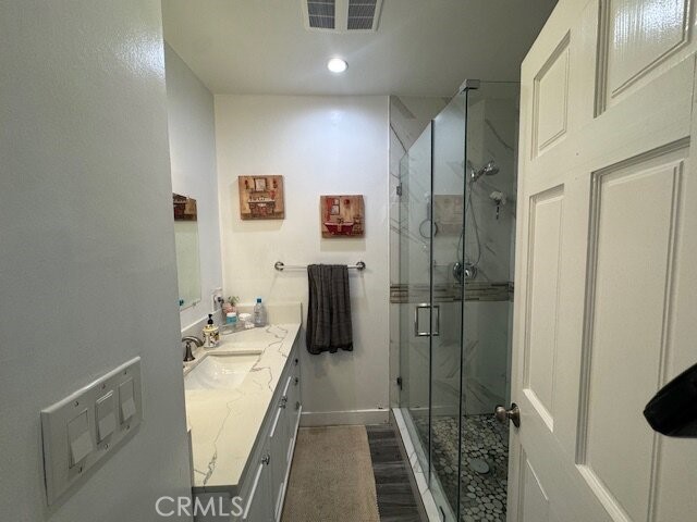 16654 Kelsloan Street Property Photo 4