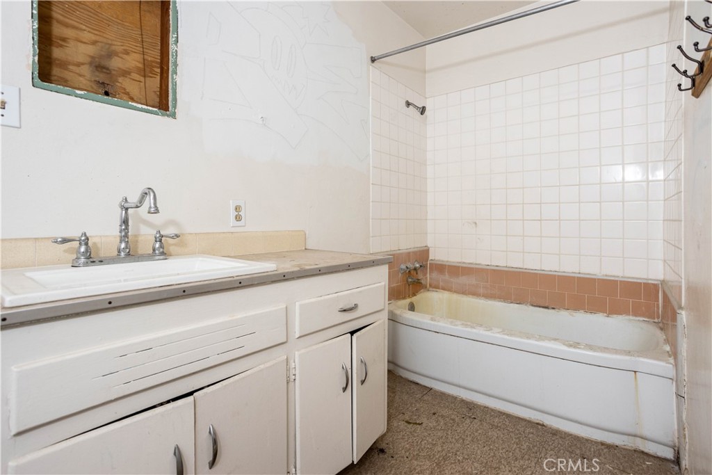 2101 Carrere Street Property Photo 12