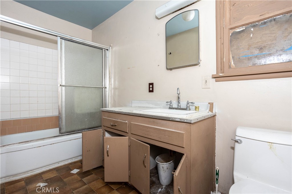 2101 Carrere Street Property Photo 21