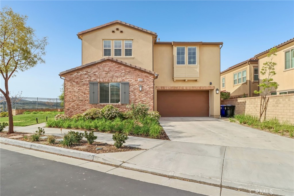 20600 Grayson Drive Property Photo 1