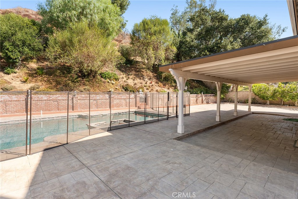 27045 Esward Drive Property Photo 43