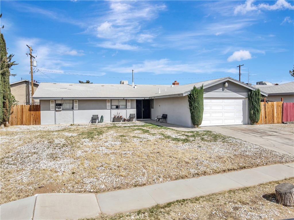 18165 Lilac Road Property Photo 2