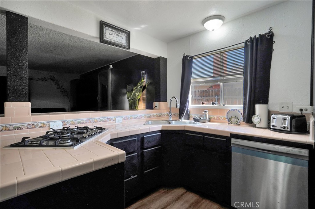 18165 Lilac Road Property Photo 15