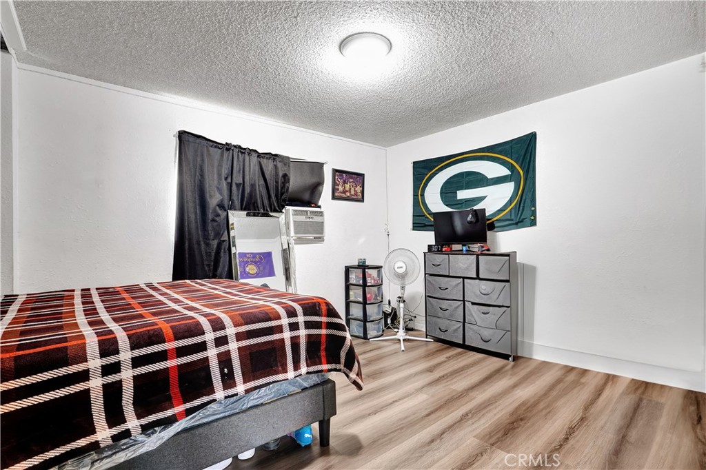18165 Lilac Road Property Photo 18