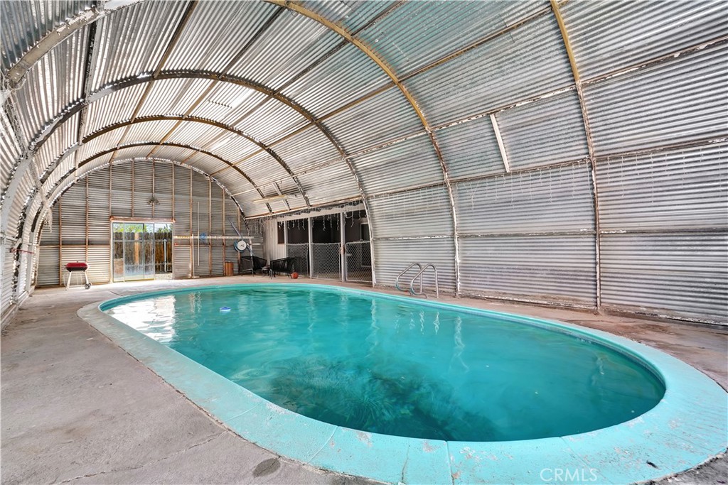 18165 Lilac Road Property Photo 29