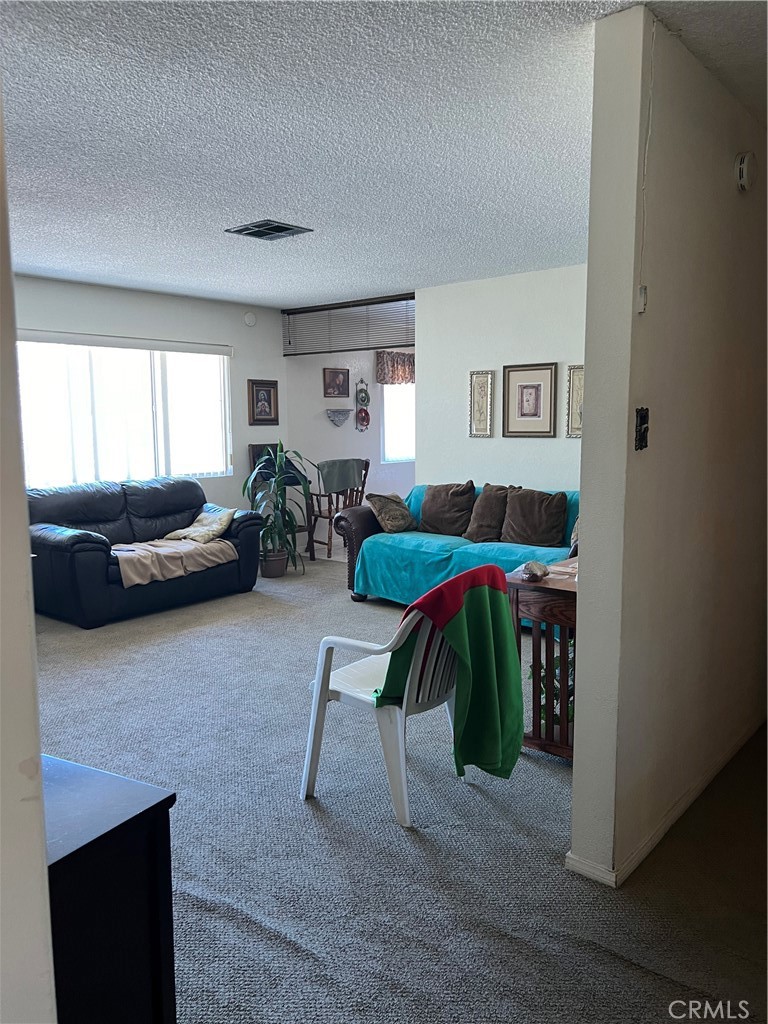 15101 Athol Street Property Photo 7