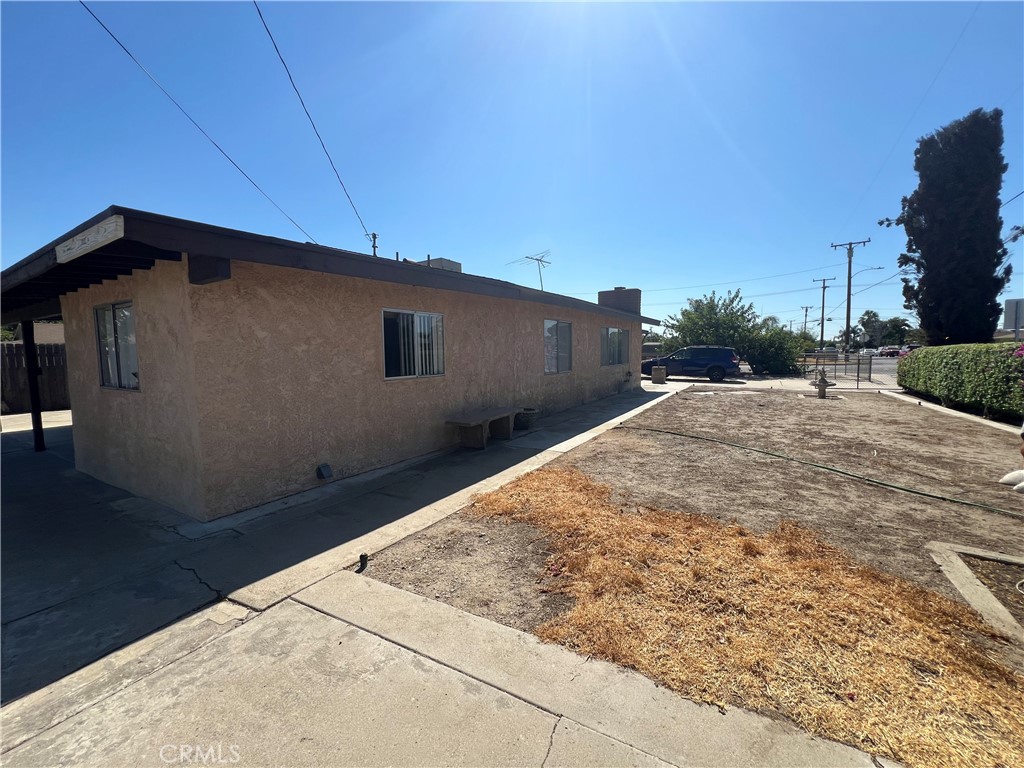 15101 Athol Street Property Photo 10