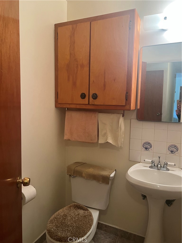 15101 Athol Street Property Photo 32