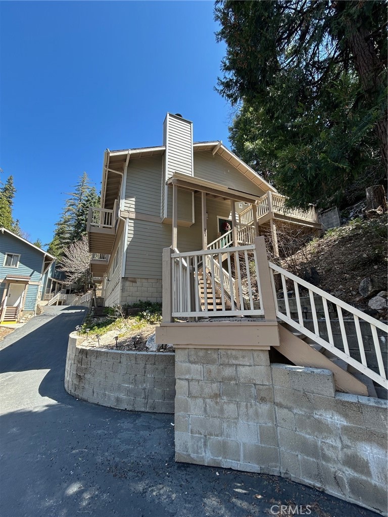 301 Canyon Crest Lane Property Photo 1