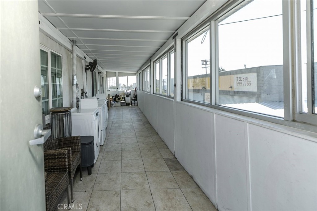 10615 San Fernando Road Property Photo 31