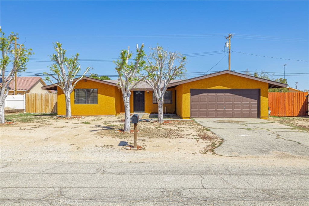 7317 California City Boulevard Property Photo 1