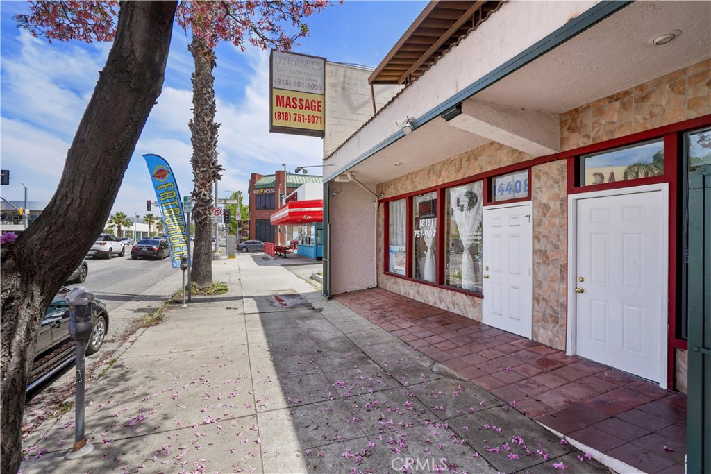 14410 Ventura Boulevard Property Photo 20