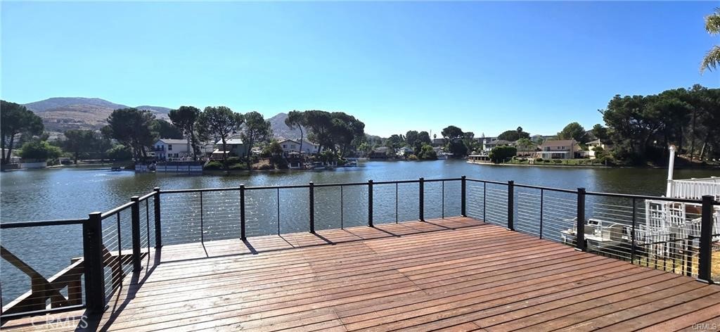 30658 Lakefront Drive Property Photo 1
