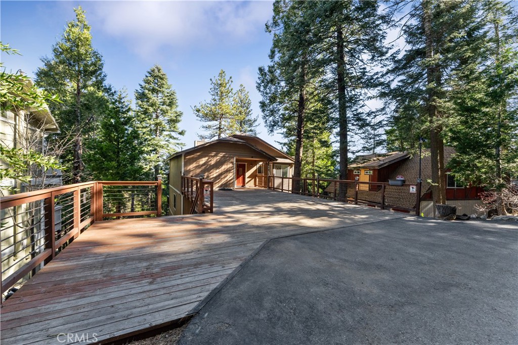 24685 Altdorf Drive Property Photo 3