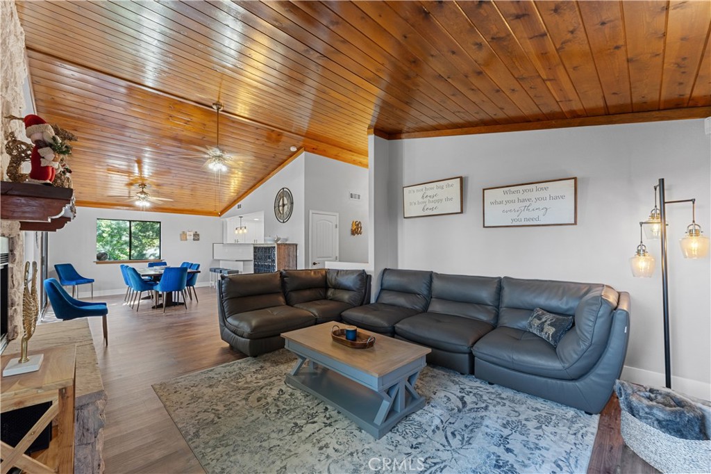 24685 Altdorf Drive Property Photo 13