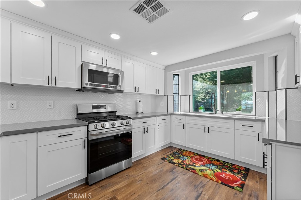24685 Altdorf Drive Property Photo 19