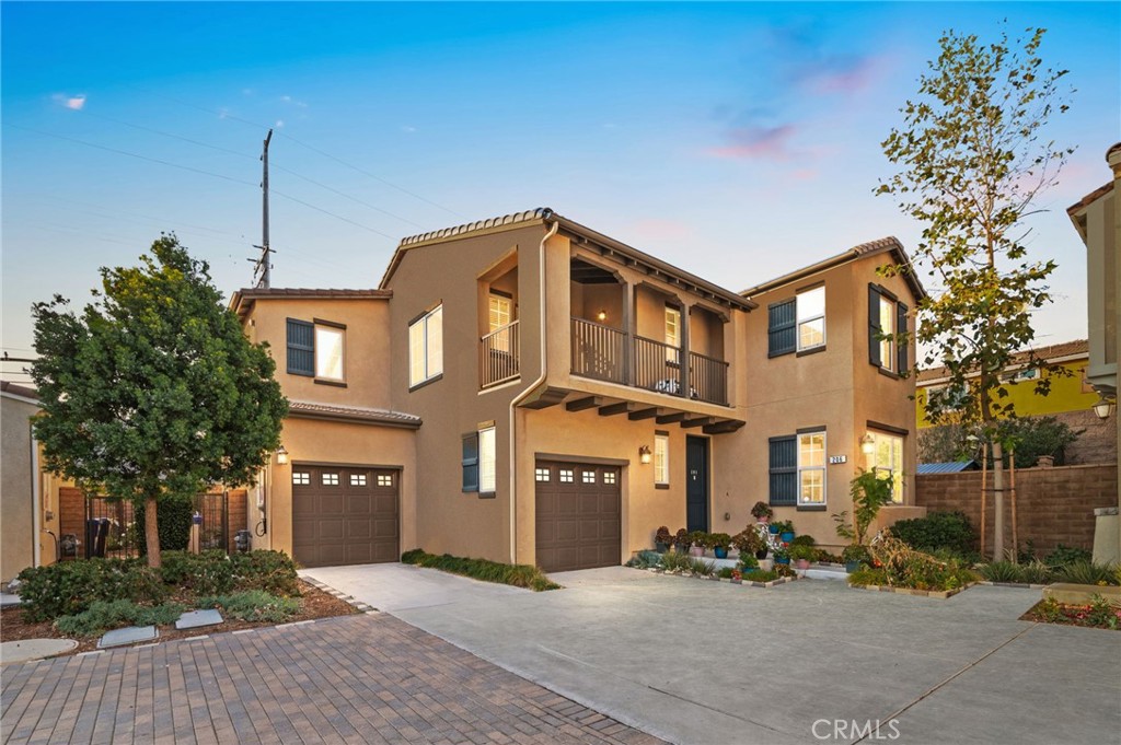 7155 Citrus Avenue 206 Property Photo 1