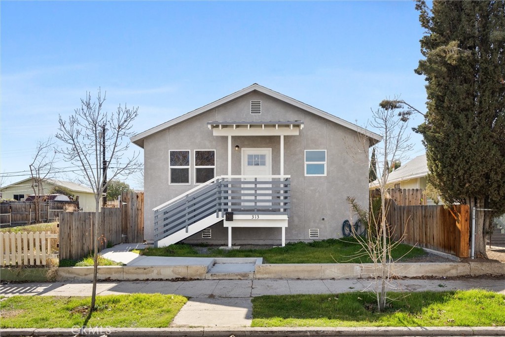 313 Woodrow Street Property Photo