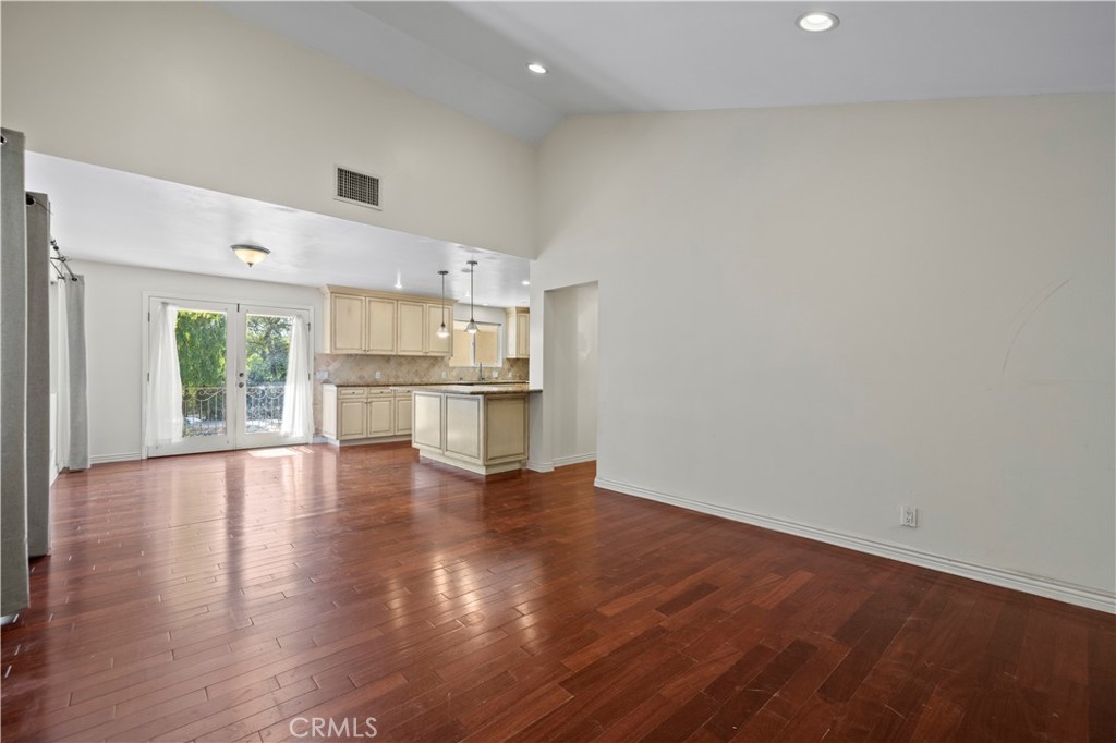 4952 Alta Canyada Road W Property Photo 10