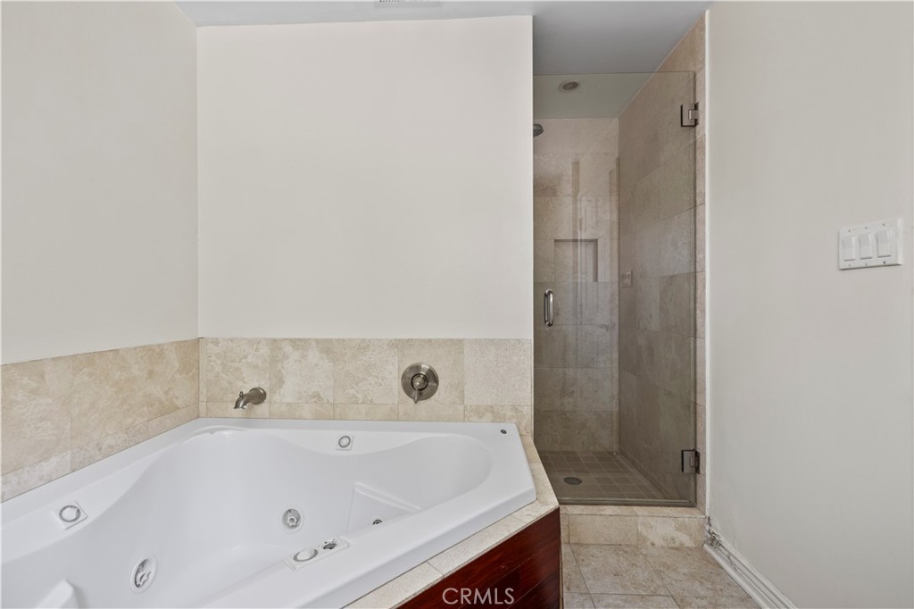4952 Alta Canyada Road W Property Photo 25